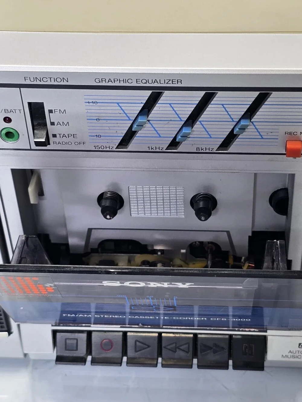 Sony CFS-3000 Stereo Boombox 1980s Tape Cassette AM/FM Radio Exellent Working
